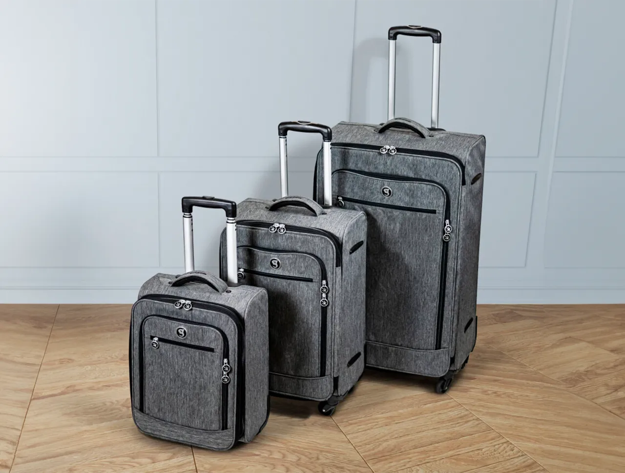 17IN LUGGAGE by geckobrands