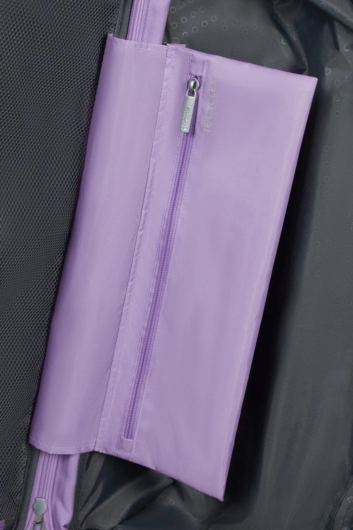 American Tourister Starvibe Expandable 77cm Large Spinner | Digital Lavender