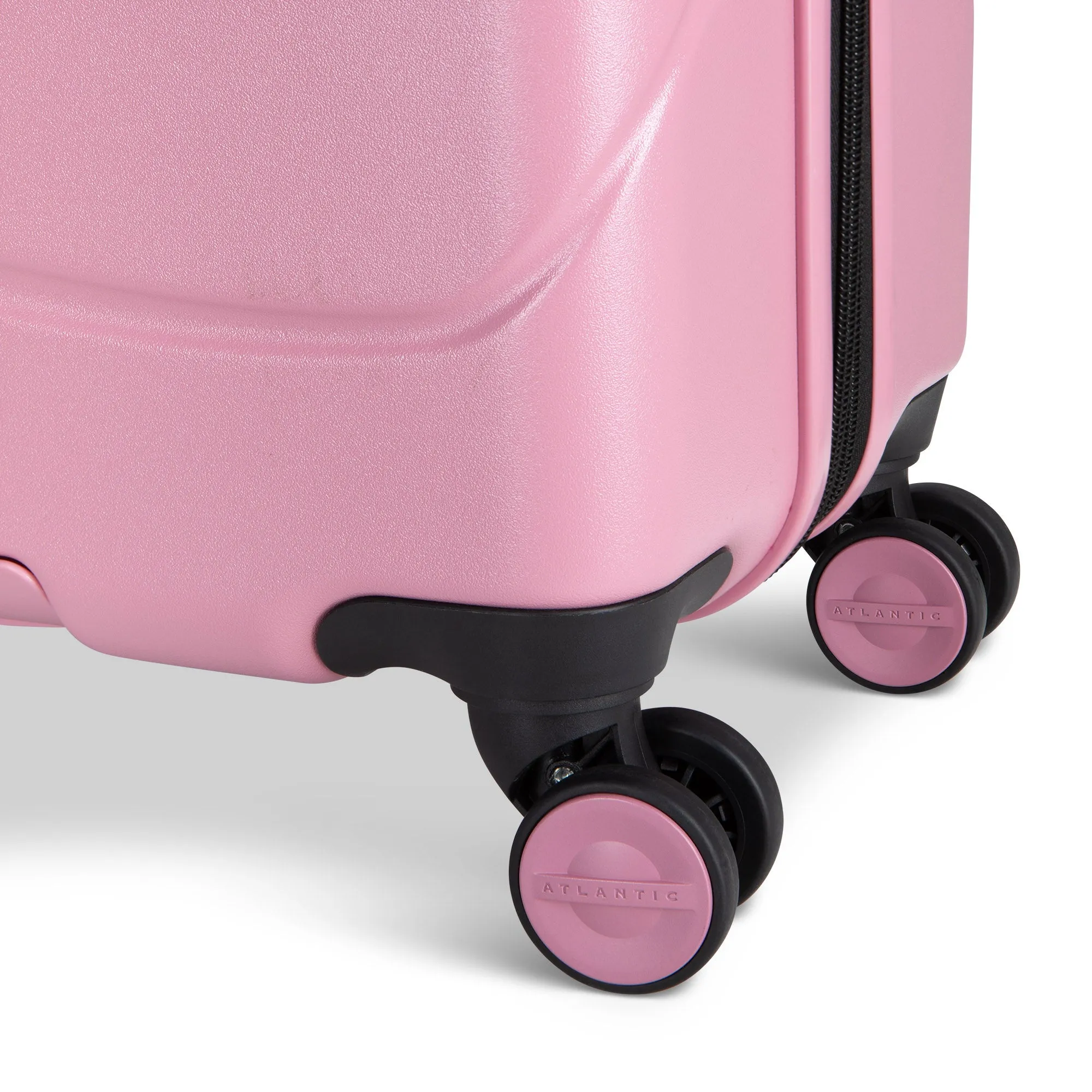 Atlantic Transmarine 24" Expandable Spinner