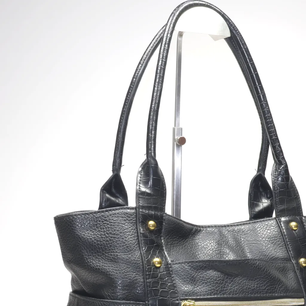 Avon Shoulder Bags Leather Black Color For Women