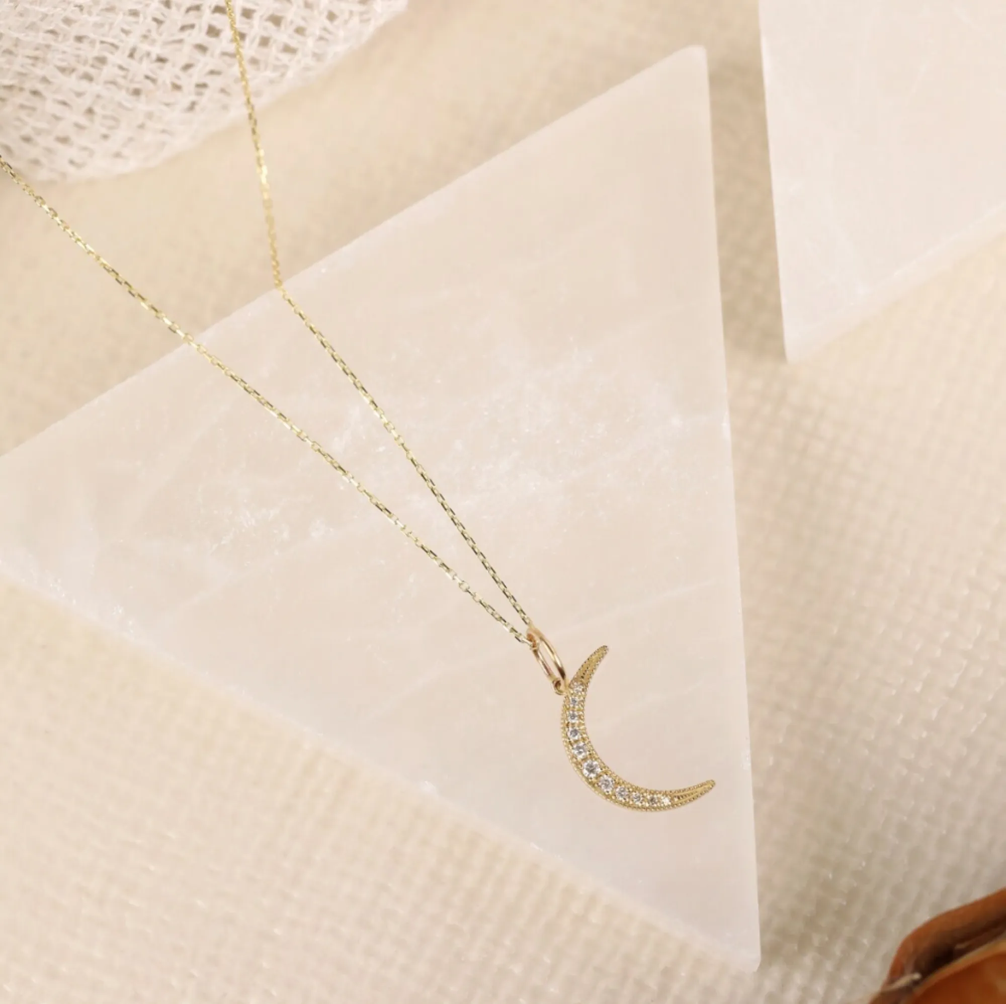 Diamond Moon Charm, Aubree
