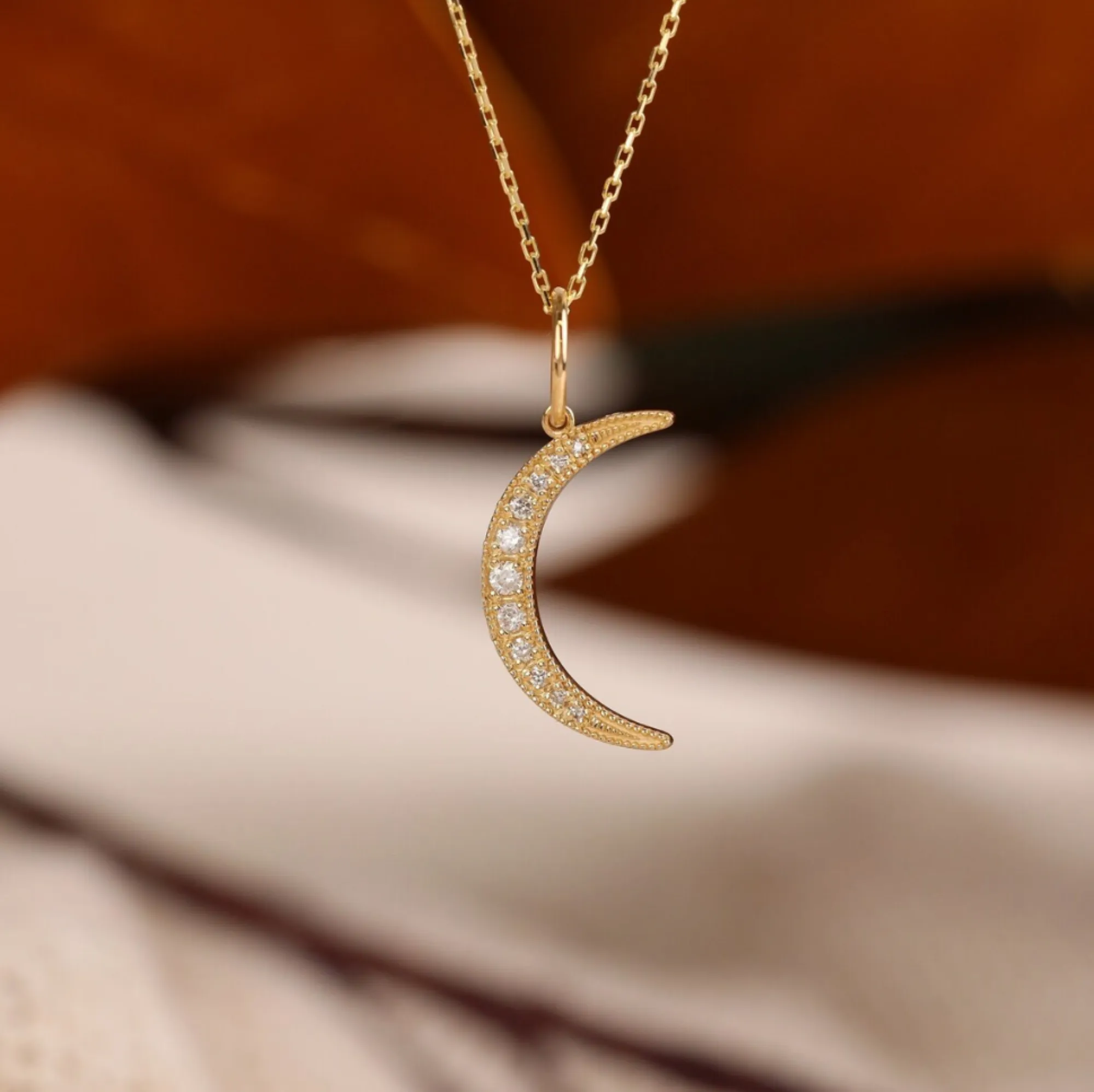Diamond Moon Charm, Aubree