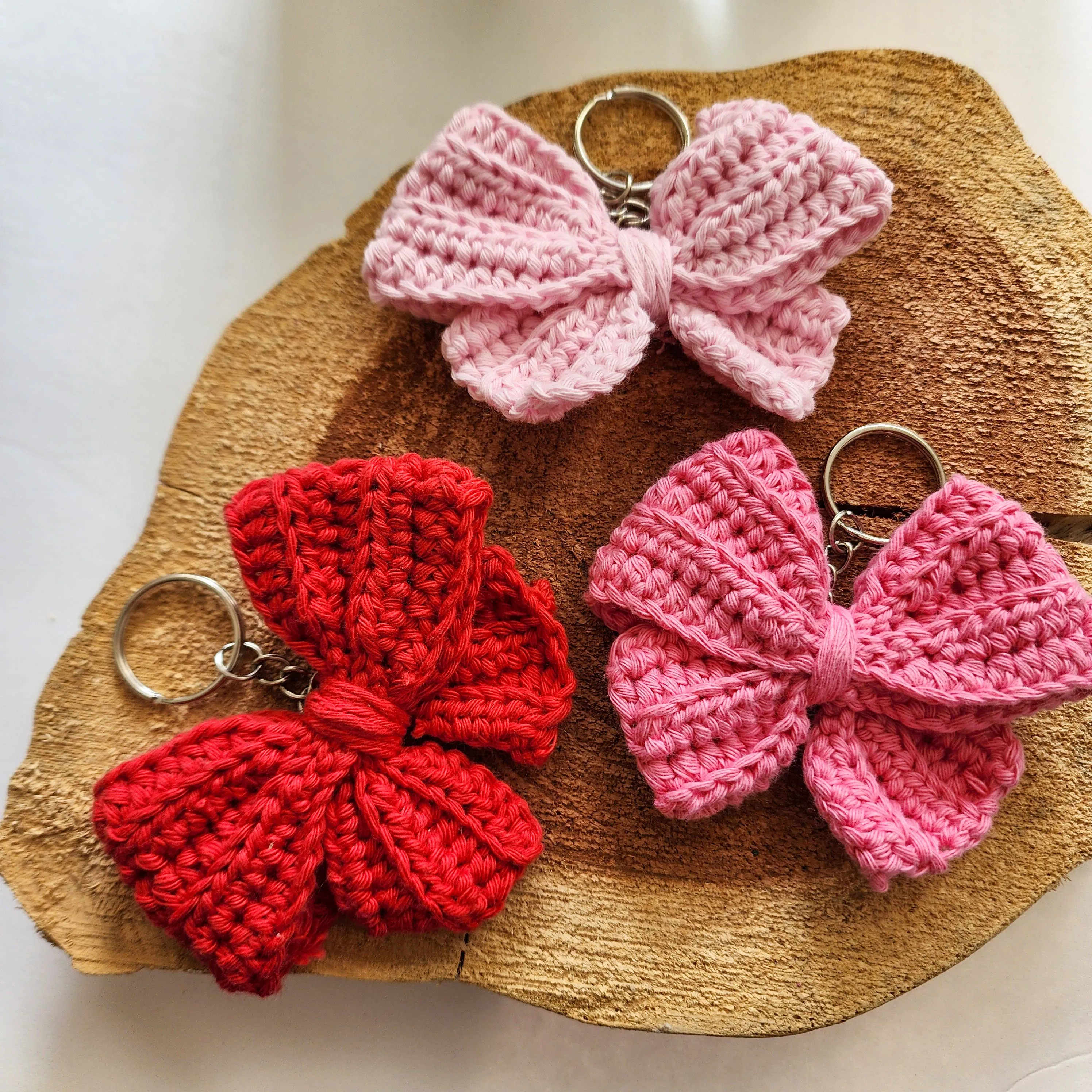 Elegant Bow Keychains – A Chic Handmade Statement WHOLESALE