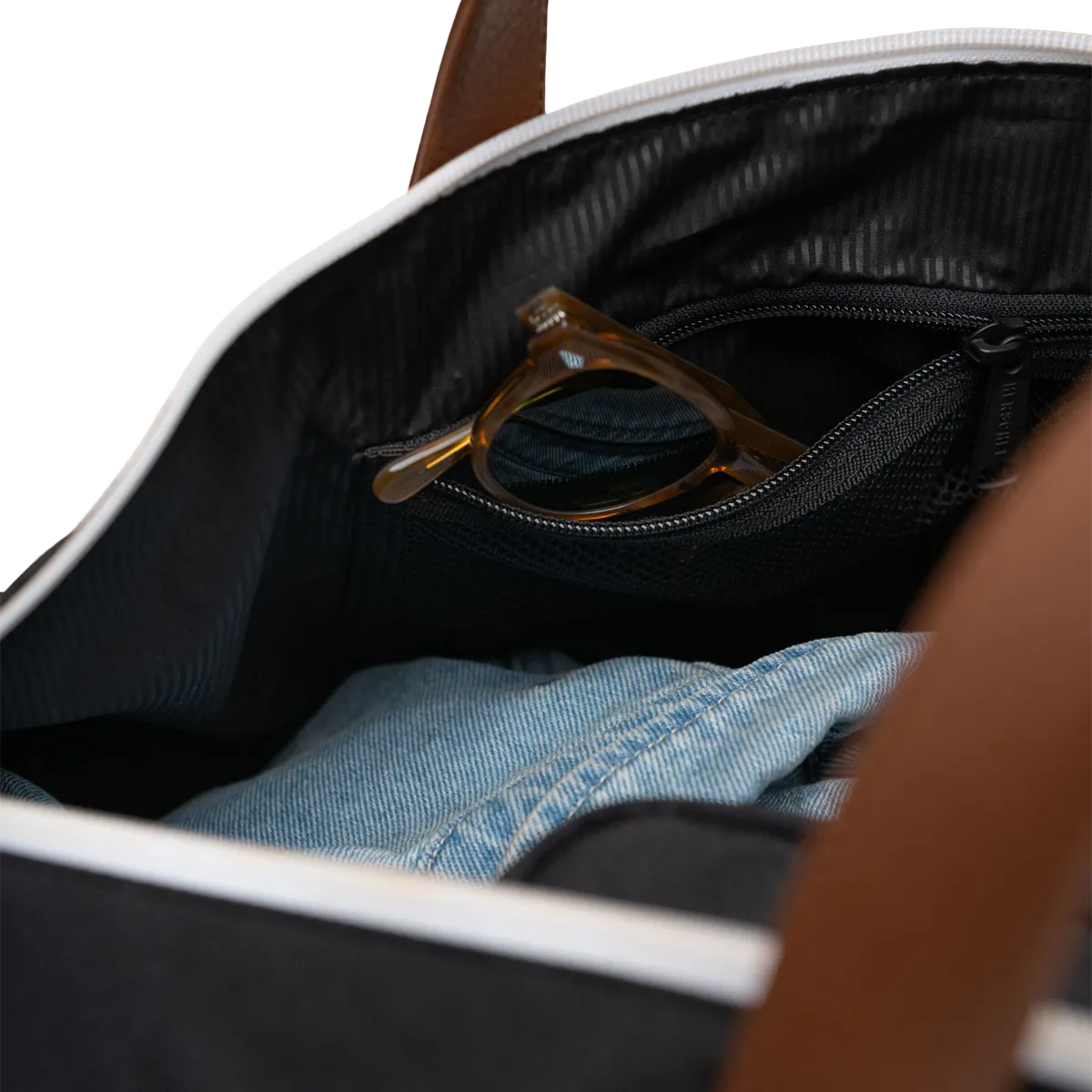 Novel Duffle
