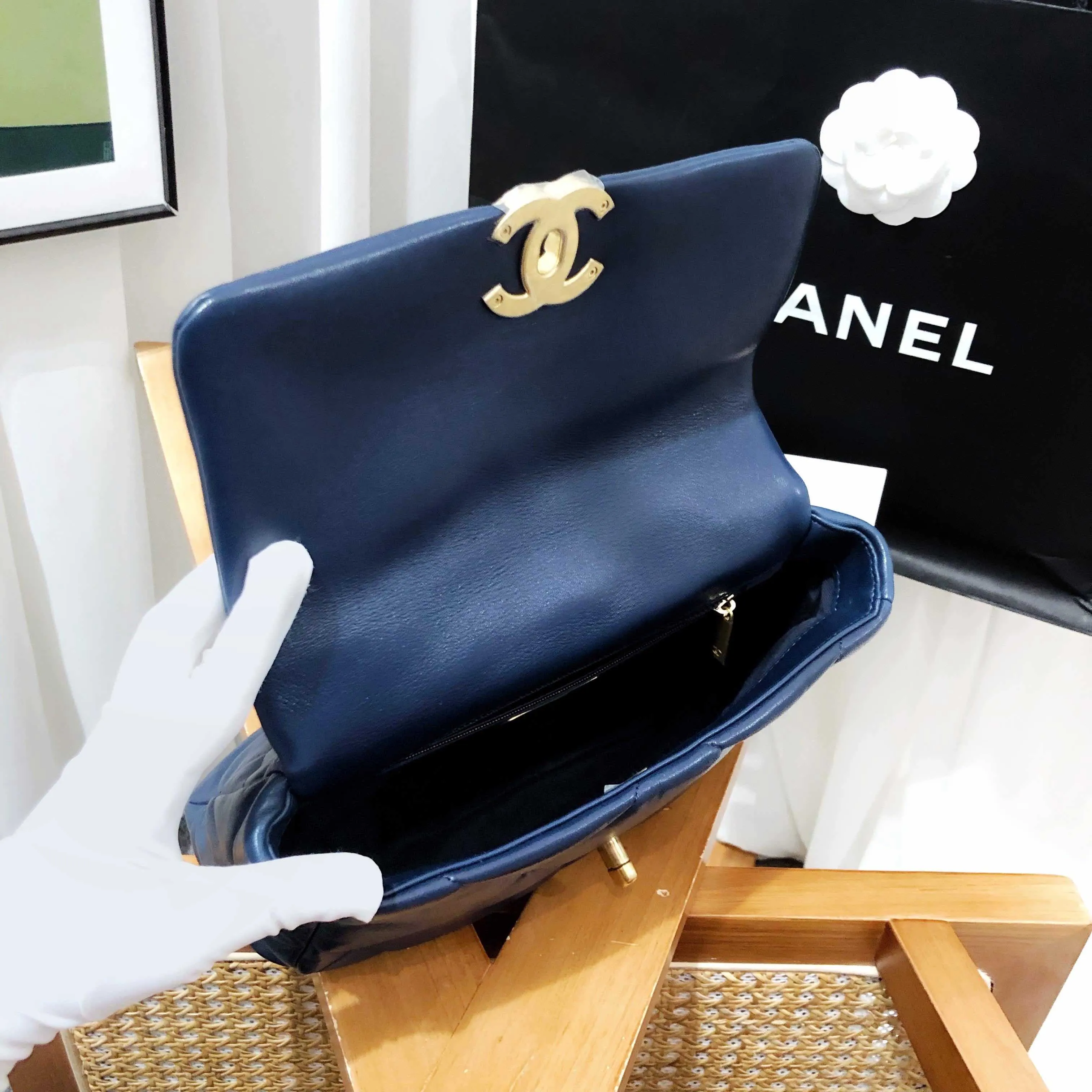 Preloved Chanel 19 Bag Navy Blue Quilted Lambskin Shoulder Bag